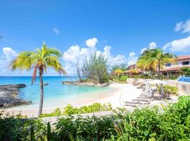 Casa Luna 15 by Grand Cayman Villas & Condos, מלון בLambert House