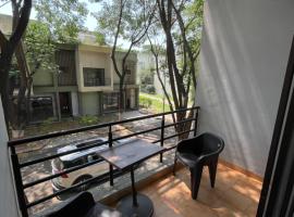 Samruddhi S3 homestay or S1,S20 pet freindly, holiday rental in Nagpur