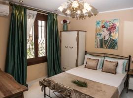 Katerina 2 Bedroom Luxury House, hotel in Zakynthos Town