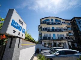 Marina Bay Beach Mamaia Nord โรงแรมใกล้สนามบินนานาชาติมิไฮล โคกัลนิเซนูในมามายานอร์ด
