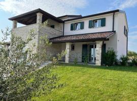 Villa Victoria Istra - heated pool, alquiler vacacional en Nova Vas