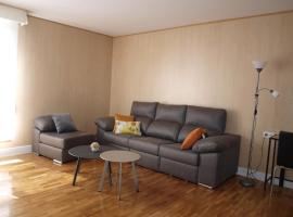 Apartamento Sadar, holiday rental in Pamplona