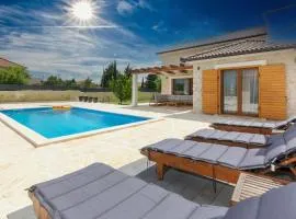 Charming Villa Lucille near National park Krka