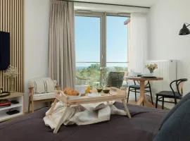Pinea 718 SeaView