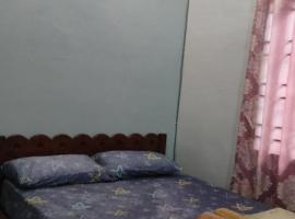 Rosspine Homestay, ξενοδοχείο με πάρκινγκ σε Jitra