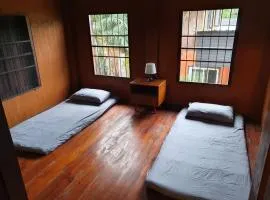 Kedthawa Homestay เฮือนเก็ดถะหวา