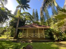 EVASION Bungalow d'Antan Spa、Sarraméaのホテル