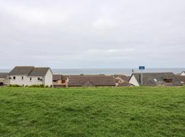 Moray View, hotel with parking in Macduff