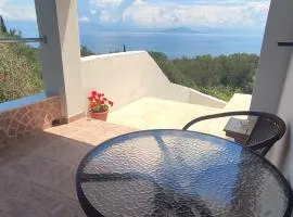 King size bed, Terra relaxa, Vista al mar, near Achilleio