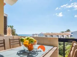 #006 Foxy D by Home Holidays