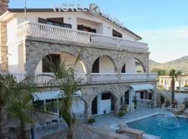 Hotel Laura