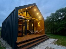 Mini Valley House 1