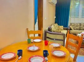 Comfort Sea view serviced apartment near montaza palace and Easy access to all Sites è AC ,WIFI, Security