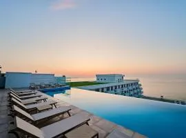 Studio Cornelia Seaview Spa&Pool in Infinity Beach Resort