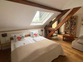 Boutique-garni Hotel Papillon, hotel with parking in Kempen