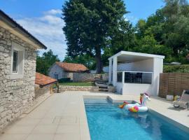 Tailor's house, hotel in Labin