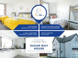 KVM - Sugar Way House for large groups by KVM Stays, sumarbústaður í Peterborough