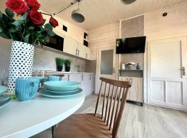 Domki - Sosnowy Las, chalet i Pobierowo