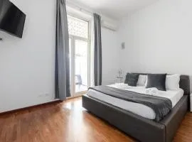 Art House Centro Storico Luxury Apartment