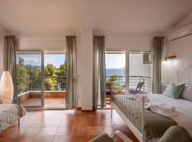 Alterra Vita Homes By the Sea, hotel in Neos Marmaras