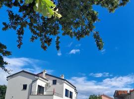 IGGY, hotel with pools in Malinska