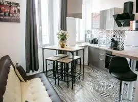 Le PANIER DE PAPET,LE MANON,VIEUX PORT,MUCEM