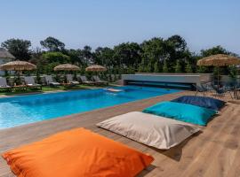 Villa Hakuna Matata - 4 étoiles climatisée avec piscine: Saint-Médard-en-Jalles şehrinde bir tatil evi