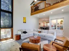 Spacious Flagstaff Home w/ Hot Tub & Fire Pit!