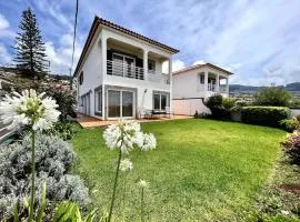 Casa Darcey by Your Madeira Rentals