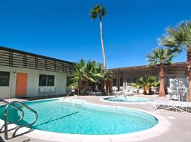 The Getaway, Desert Hot Springs CA, husdjursvänligt hotell i Desert Hot Springs