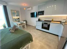 NEW Luxury Sunrise Oceanview Apartment in Gibraltar