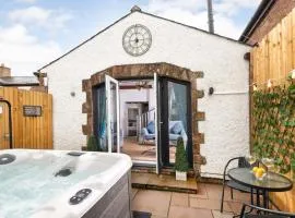 Beautiful 2-Bed Cottage in Brampton