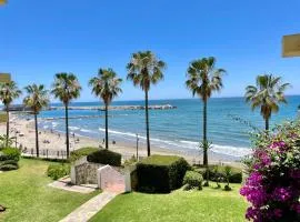 Marbella del Mar III Seafront by EaW Homes