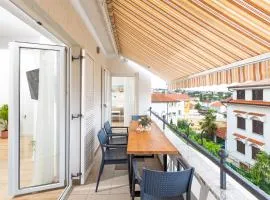 ARIA Sea View Apartment