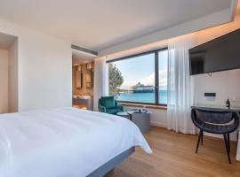 Amario Suites Hotel, hotel in Aegium