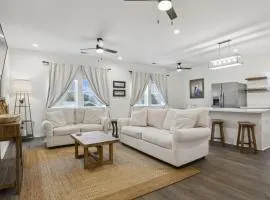 Vacation Rental in Old Town Bay St Louis Unit A