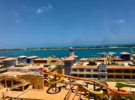 Apartment in Marina