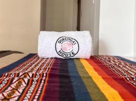 QUECHUA´S HOUSE Hostal & Coffee, aluguel de temporada em Machu Picchu