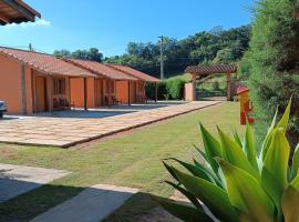 Pousada Estrelícia, habitación en casa particular en Cunha