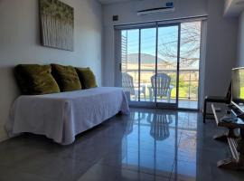 Departamento céntrico villa ramallo, cheap hotel in Ramallo