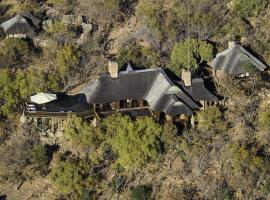 Tshwene Lodge: Welgevonden Doğa Koruma Alanı şehrinde bir otel