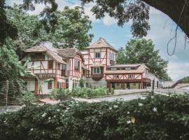 Villa Mungkala - Colonial Villa – obiekty na wynajem sezonowy w mieście Ban Long O