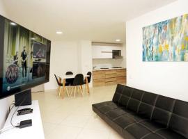 Apartamento Medellin-sabaneta a cuadra del metro, loma-asunto kohteessa Sabaneta