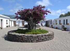 Vistamare, hotel cerca de Cala Cartoe, Orosei