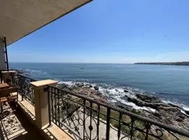 Sea View 2BR Apartment Sozopol