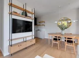 Luxury Aura 40 - 5 by Grand Apartments