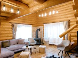 Das Holzhaus, hotel v destinaci Sadu