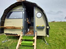 Little Middop Farm Camping Pods、ジスバーンのグランピング施設
