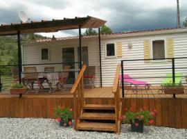bungalow, appartement in Blieux
