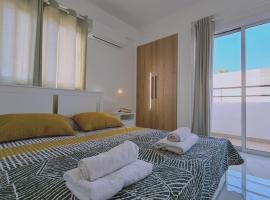STAY Azure Dream Apartment, hotel v mestu Paralimni